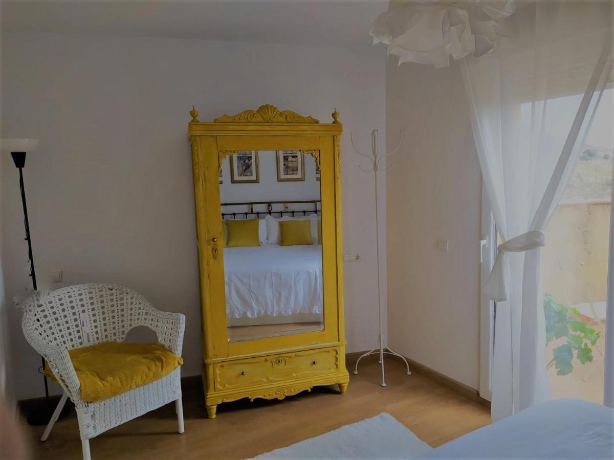 La Casa De Fuentetoba Villa Kültér fotó