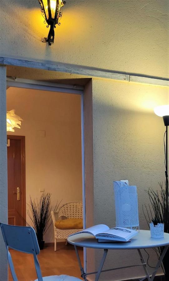 La Casa De Fuentetoba Villa Kültér fotó