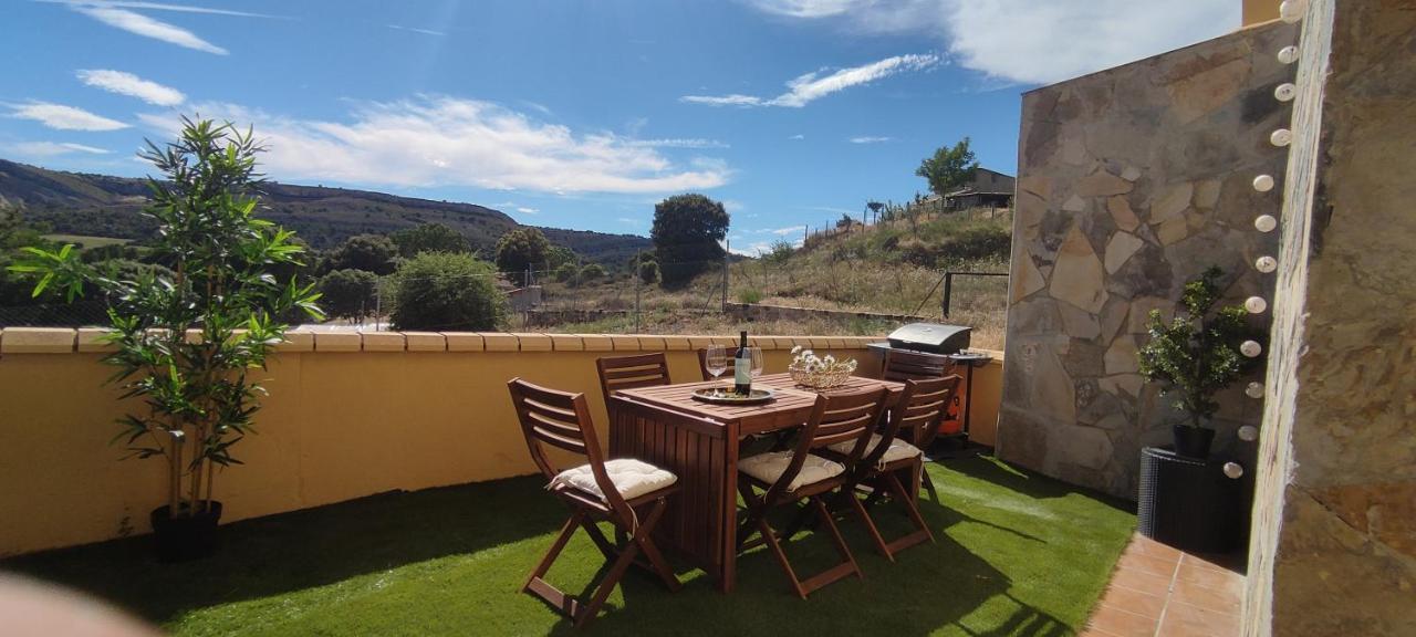 La Casa De Fuentetoba Villa Kültér fotó