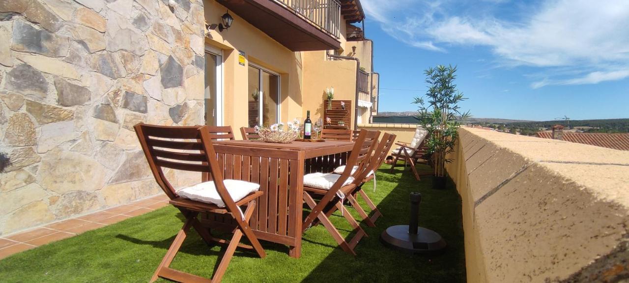 La Casa De Fuentetoba Villa Kültér fotó